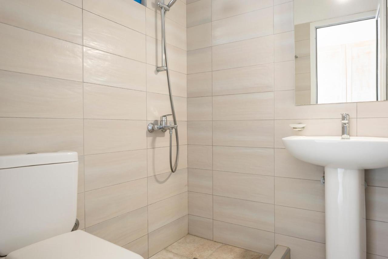 Blue Horizon Hotel Himare Bagian luar foto