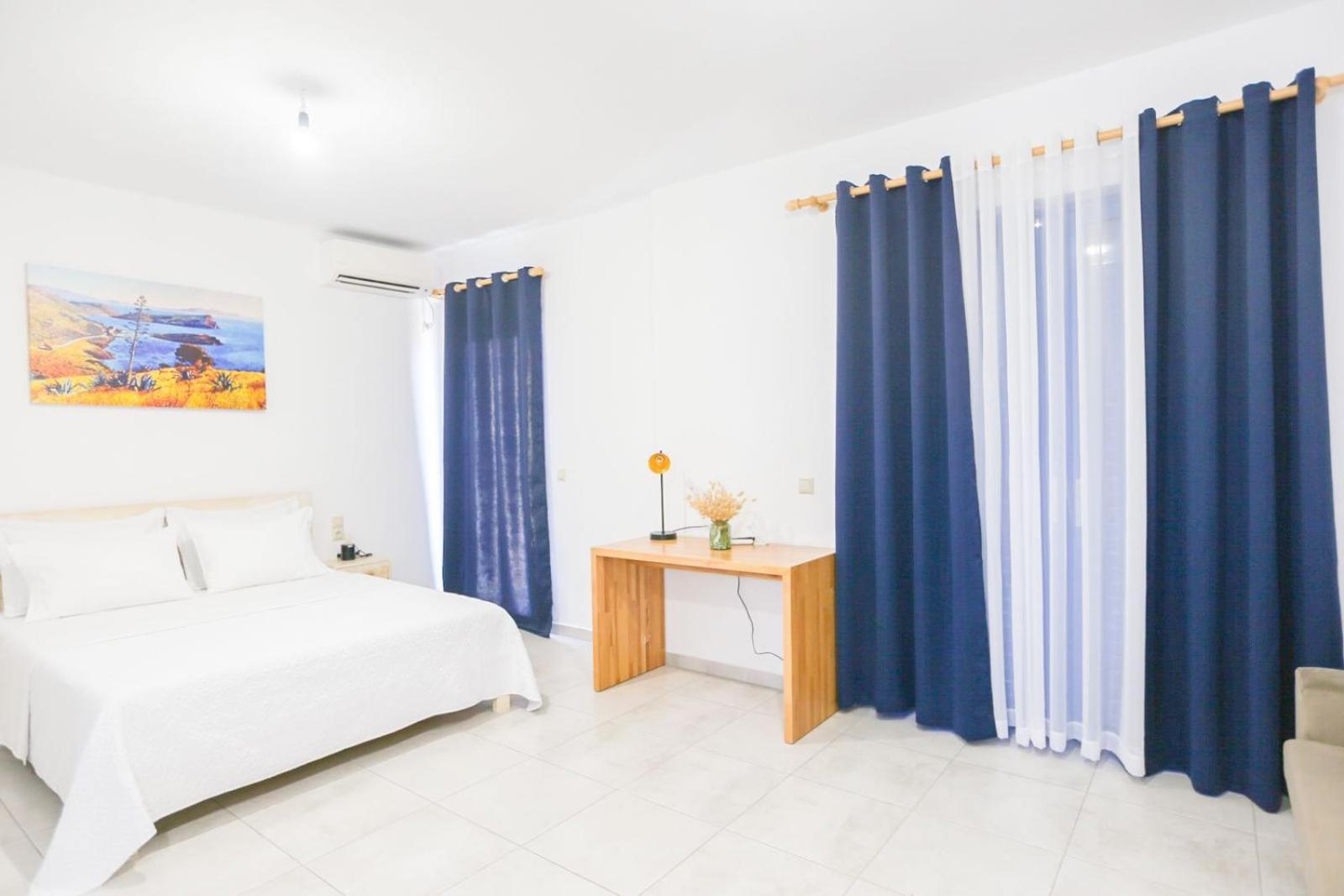 Blue Horizon Hotel Himare Bagian luar foto